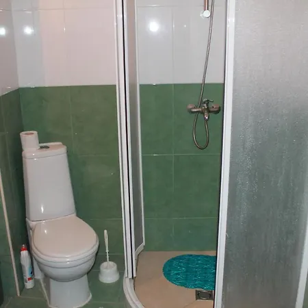 아파트 One Bedroom At Yassen Complex. 5 Mins To The Beach 써니비치